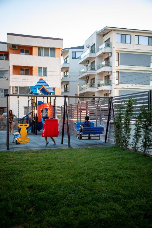 Blue Wave Studio In Nord10 - Pool N Playground Mamaia Eksteriør billede